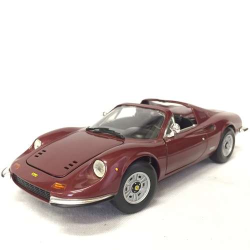 Hot Wheels Ferrari Dino 246 GTS model car - scale 1/18 - 1998 Mattel